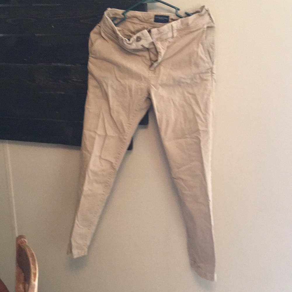American Eagle Khaki Pants